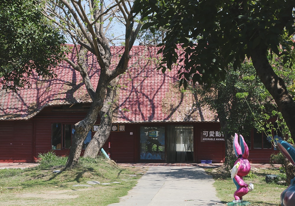 南臺灣最大野生動物園,頑皮世界門票,動物園、水樂園、遊樂園,一票玩到底!值得去嗎?園區餐廳吃什麼?| - 第62張圖