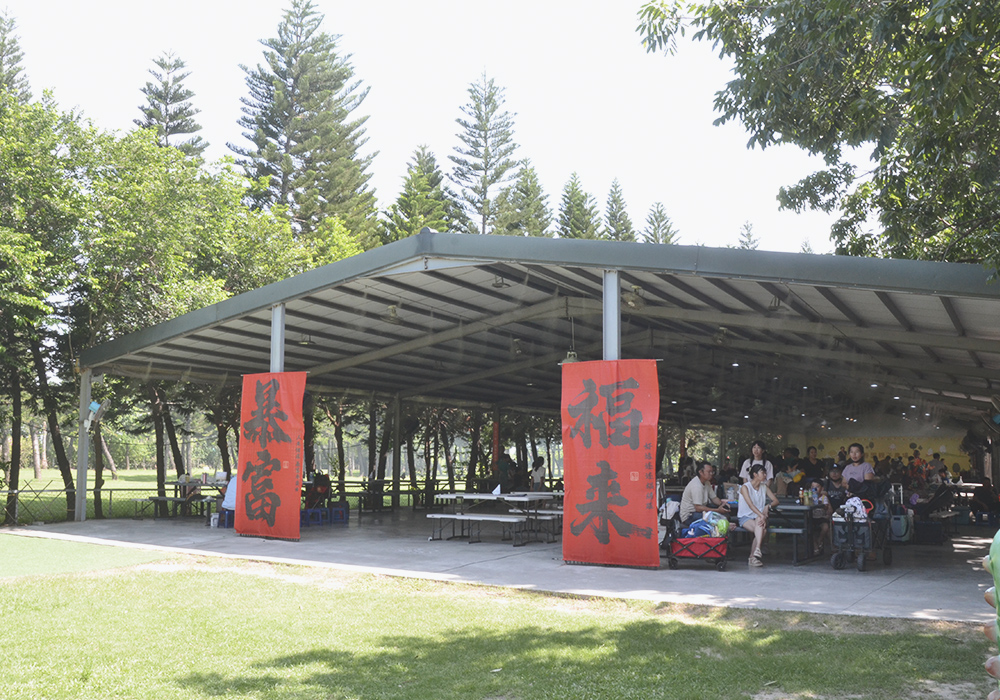 家庭團體聚會烤肉推薦,春園親子農場,戲水池、兒童遊樂設施、沙坑免費玩!七股親子景點 - 第23張圖