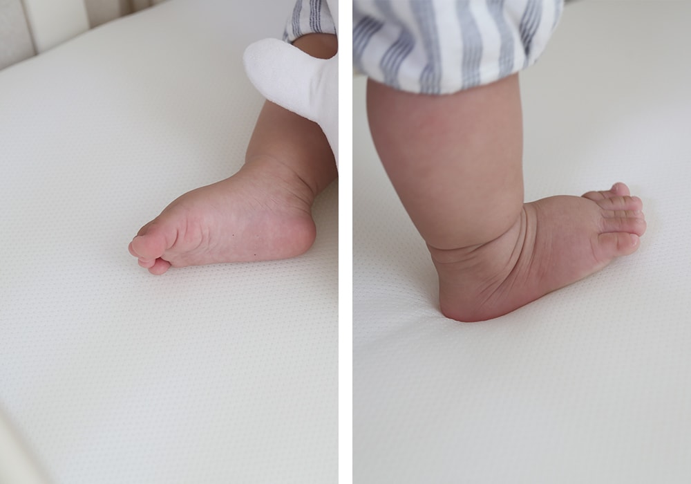 推薦育兒好物,全職媽媽的救星,不是咖啡而是「它」!HugsieBABY透氣水洗抗菌嬰兒床墊,讓寶寶安穩一覺到天亮 - 第7張圖