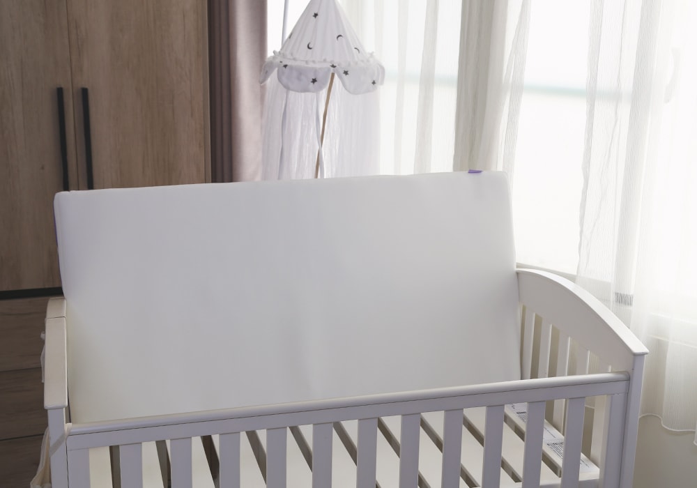 推薦育兒好物,全職媽媽的救星,不是咖啡而是「它」!HugsieBABY透氣水洗抗菌嬰兒床墊,讓寶寶安穩一覺到天亮 - 第4張圖