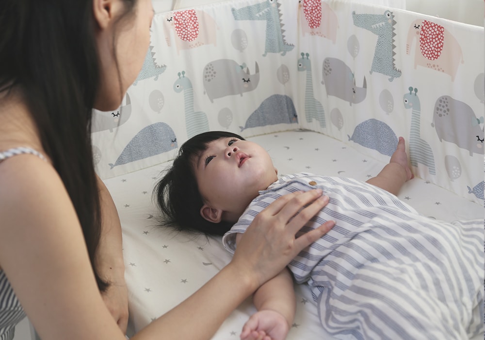 推薦育兒好物,全職媽媽的救星,不是咖啡而是「它」!HugsieBABY透氣水洗抗菌嬰兒床墊,讓寶寶安穩一覺到天亮 - 第42張圖