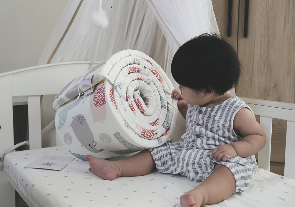 推薦育兒好物,全職媽媽的救星,不是咖啡而是「它」!HugsieBABY透氣水洗抗菌嬰兒床墊,讓寶寶安穩一覺到天亮 - 第38張圖