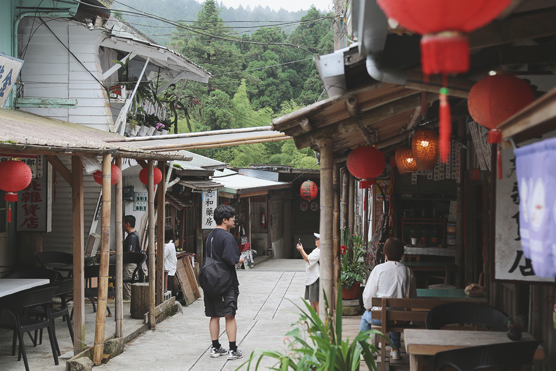 奮起湖10個景點、美食推薦,奮起湖老街、隱藏版老老街、愛玉伯ㄟ厝,必吃這間鐵道便當! - 第8張圖