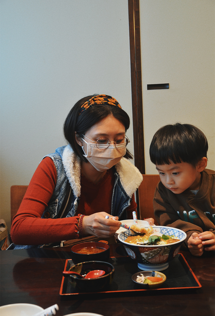 沖繩最道地蕎麥麵，名代蕎麥處美濃作，主打月桃蕎麥、鄰近波上宮