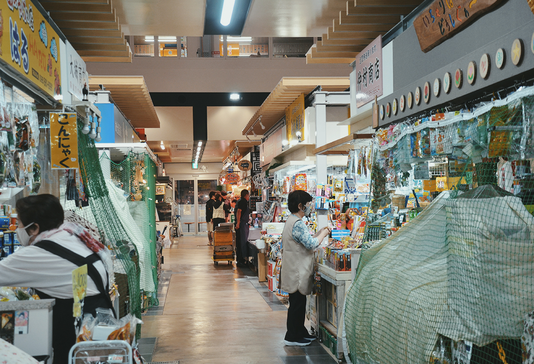10個沖繩南部景點、美食清單!從購物逛街到親子放電景點|浦添大公園、波上宮、國際通 - 第21張圖 10個沖繩南部景點、美食清單!從購物逛街到親子放電景點|浦添大公園、波上宮、國際通