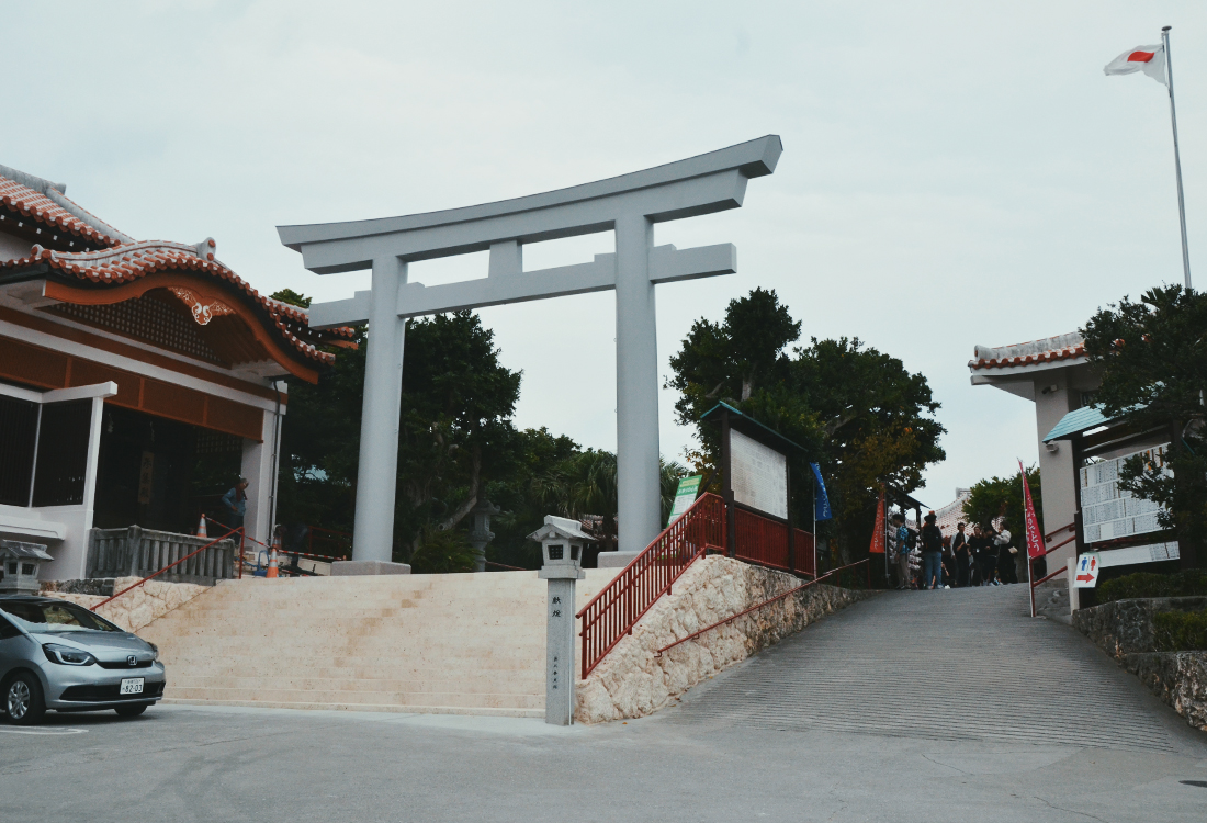 沖繩最美神社「波上宮」!必買超可愛書包御守、御守價目表|那霸景點 - 第4張圖 沖繩最美神社「波上宮」!必買超可愛書包御守、御守價目表|那霸景點