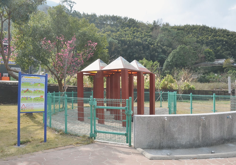 泰安免門票景點，WAKHUL親子公園、泰雅原住民文化產業區｜免費足湯、煮溫泉蛋、特色遊戲區，親子放電首選！